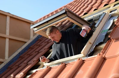 Pose de fenêtres de toit Velux à Charézier